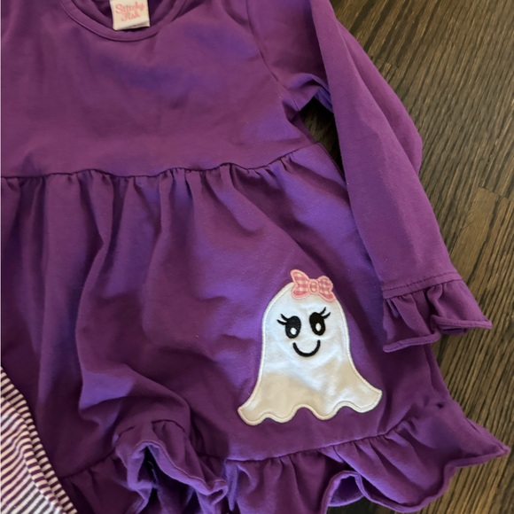 Stitchy Fish Purple Ghost Top and Striped Leggings Set - Picture 3 of 4